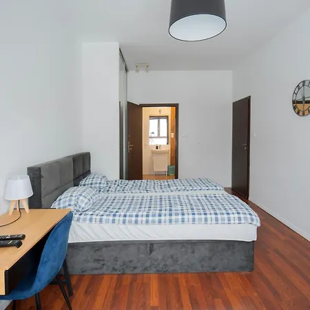 Rooms Green Rydygiera 17 Own Private Room Tv Wifi-3