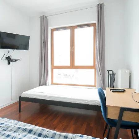 Rooms Green Rydygiera 17 Own Private Room Tv Wifi-2