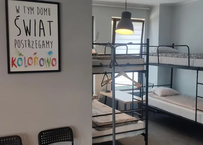 Hostel Sunrise Przy Dw. Zachodnim Warszawa